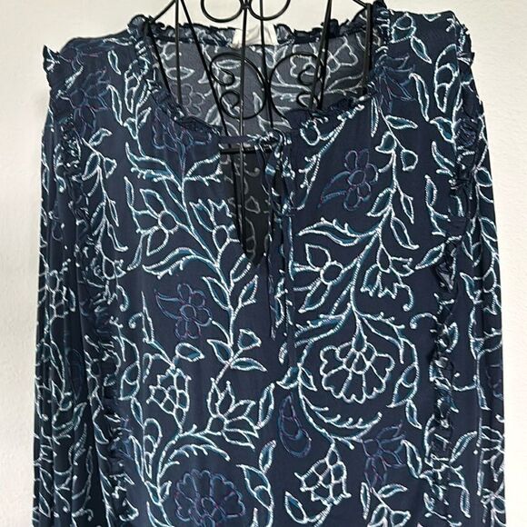 Caslon Navy Floral Midi Dress - Picture 5 of 7